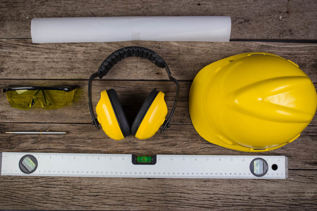 Understanding the Difference Between a Site Engineer and a Field