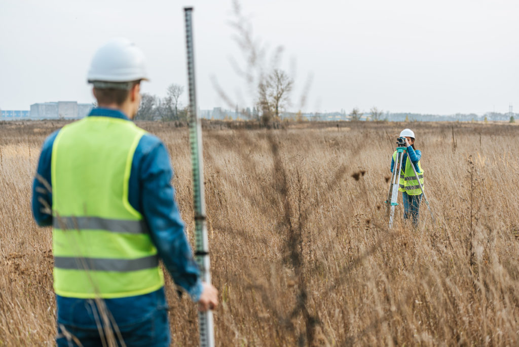 accuracy of land surveying